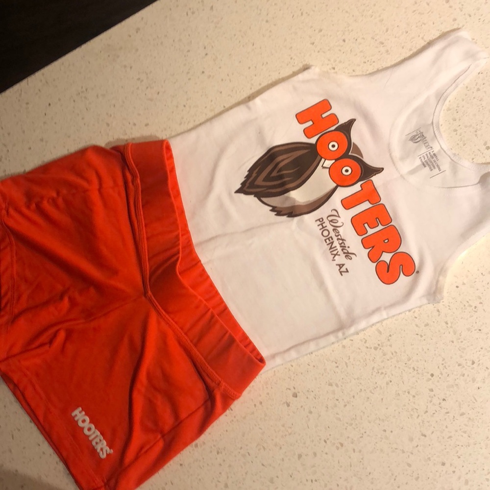 Authentic Hooters uniform